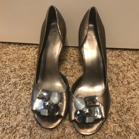 Nine West heels Size 10m - Picture 2 of 4